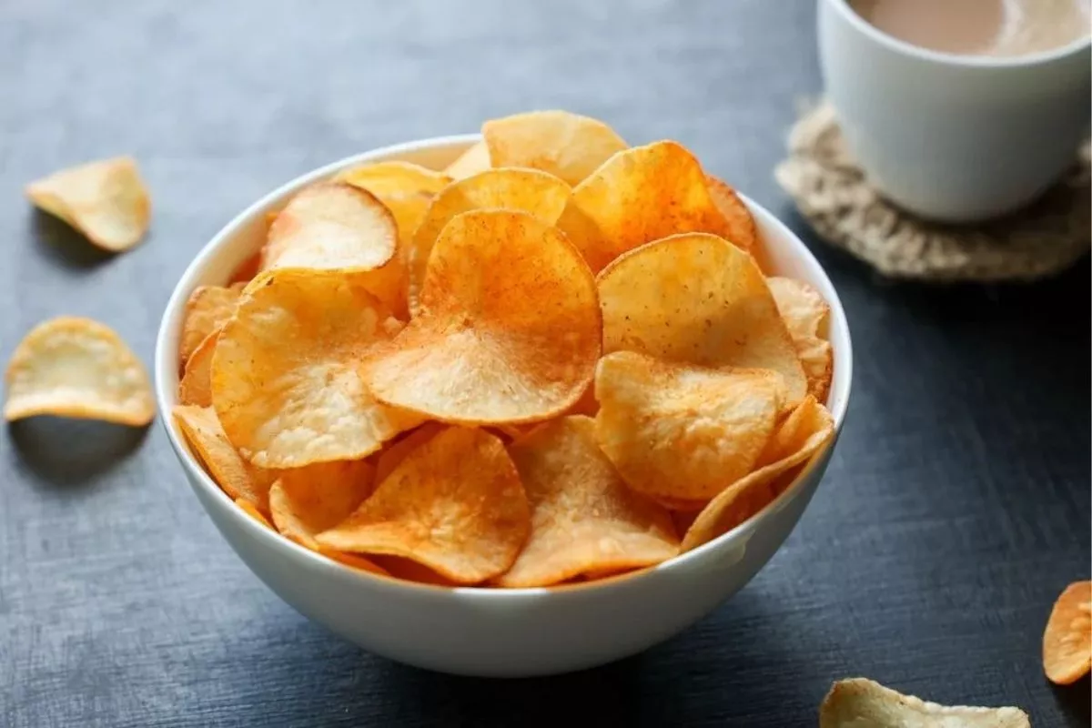Keripik Singkong Goreng vs. Panggang: Mana yang Lebih Sehat?