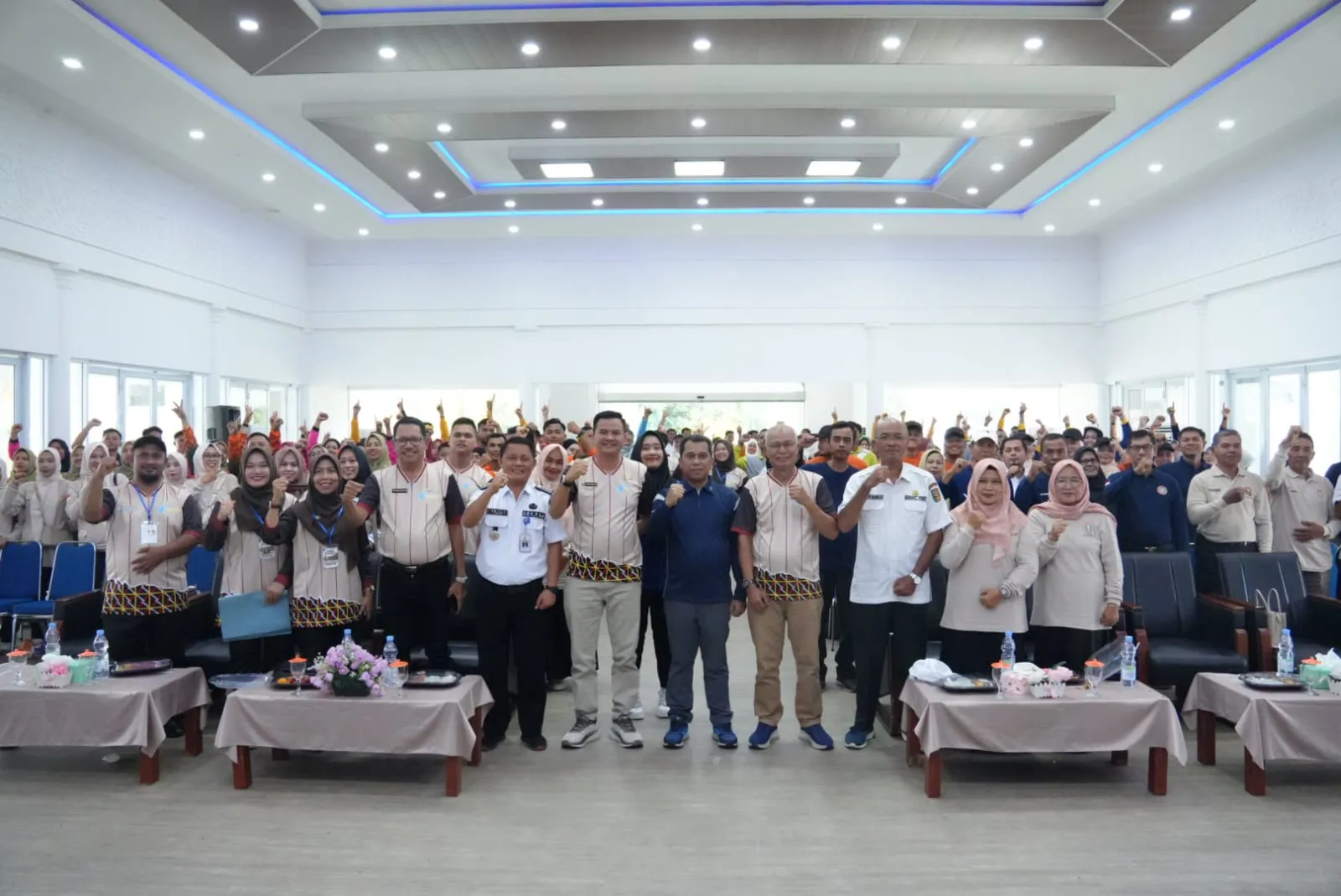 Hardiknas 2026 di Kuantan Singingi Meriah, Lomba Senam Narosa Diikuti 15 PGRI Kecamatan