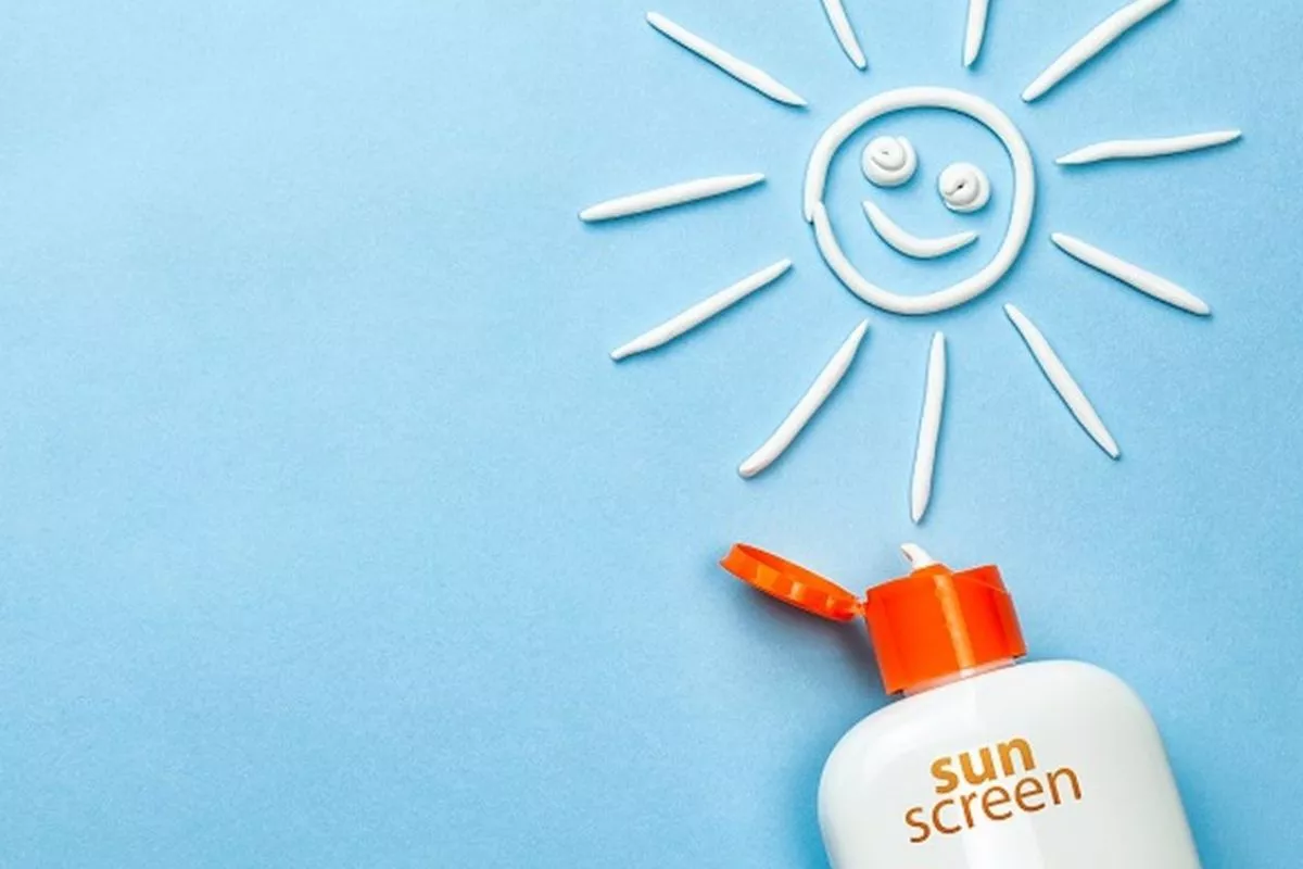 Kulit Keriput di Usia 20-an? Mulai Umur Berapa Harus Pakai Skincare Anti-Aging