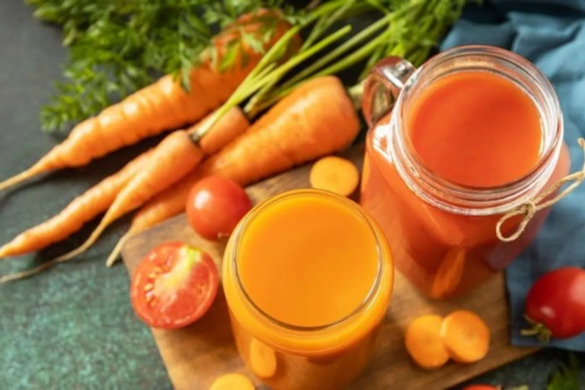 Cara Menyimpan Jus Wortel dan Tomat Agar Nutrisinya Tidak Hilang