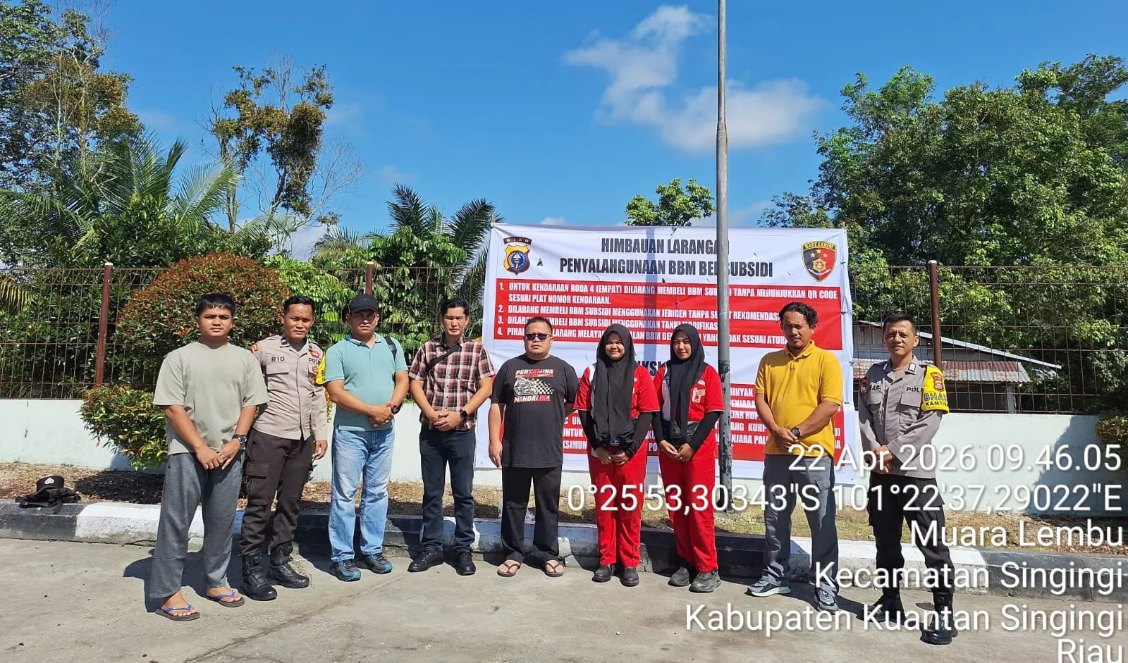 Polsek Singingi Pasang Spanduk Imbauan Larangan Penyalahgunaan BBM Subsidi