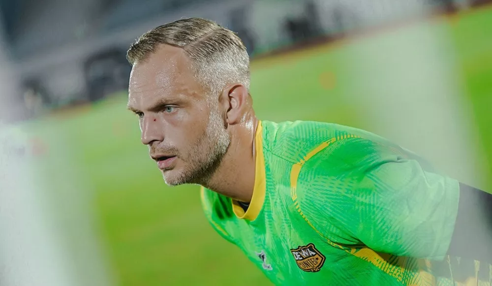 Alex Borong Dua Gol, Duel Babak I Dewa United vs Borneo FC 2-1