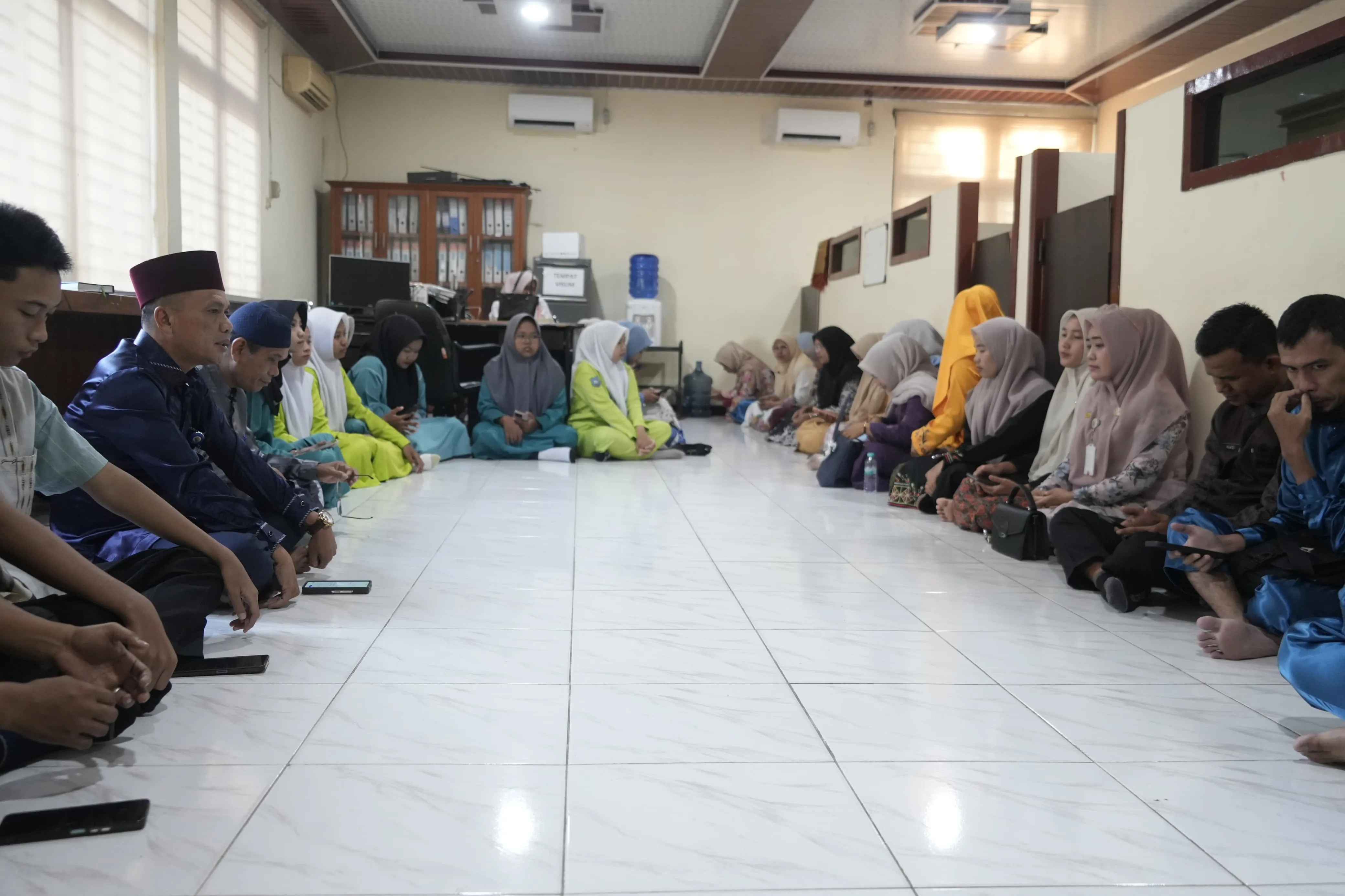 Kominfos Kuansing Gelar Yasinan Rutin, Perkuat Kebersamaan dan Pembinaan Rohani Pegawai
