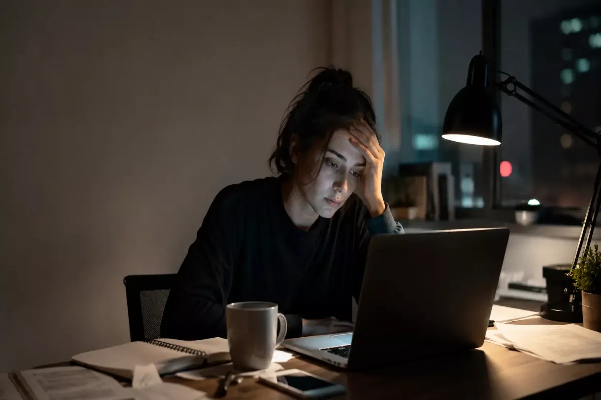 Ciri Utama Burnout Finansial pada Anak Muda dan Solusinya