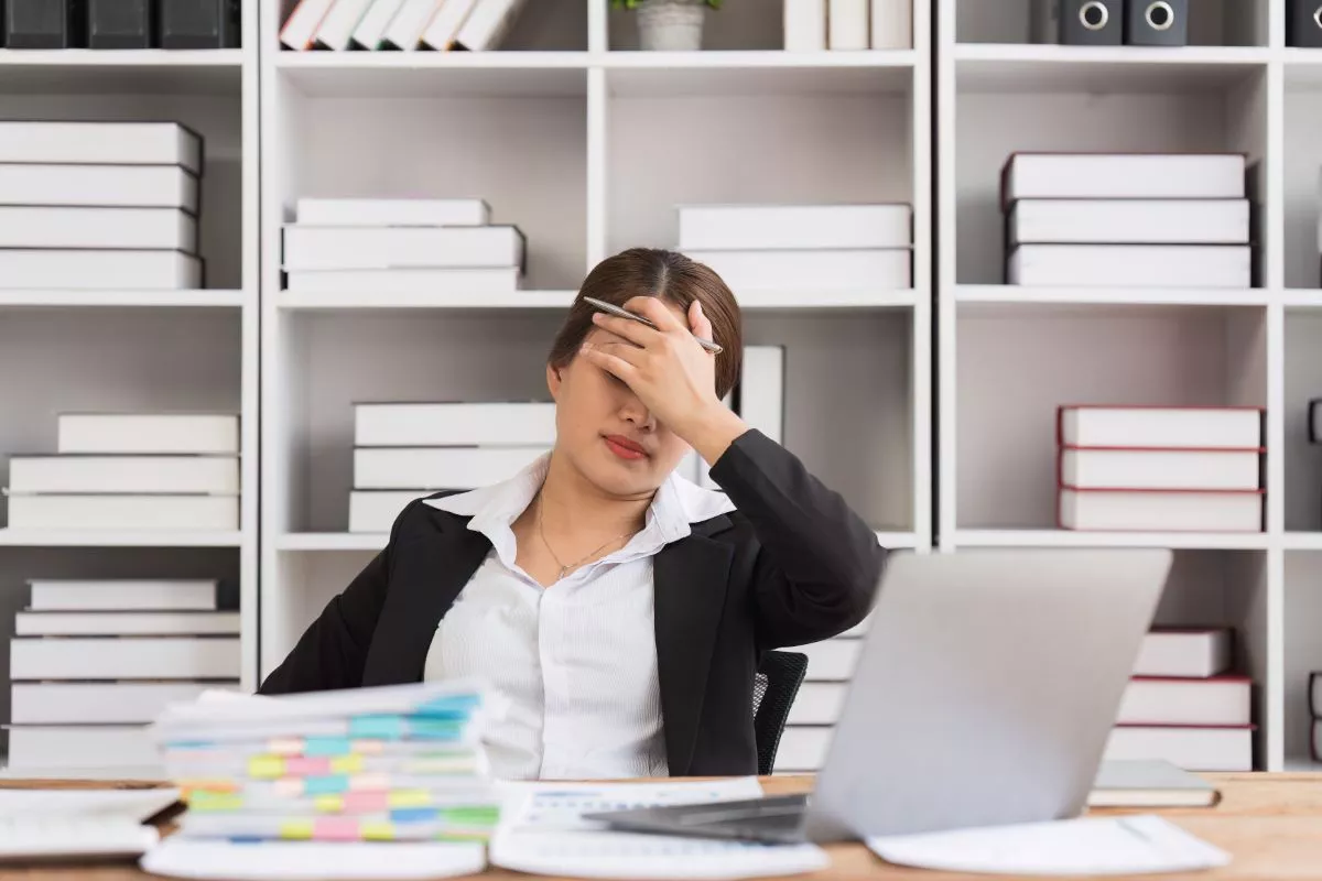 Tips Atur Waktu Kuliah Online untuk Karyawan Sibuk