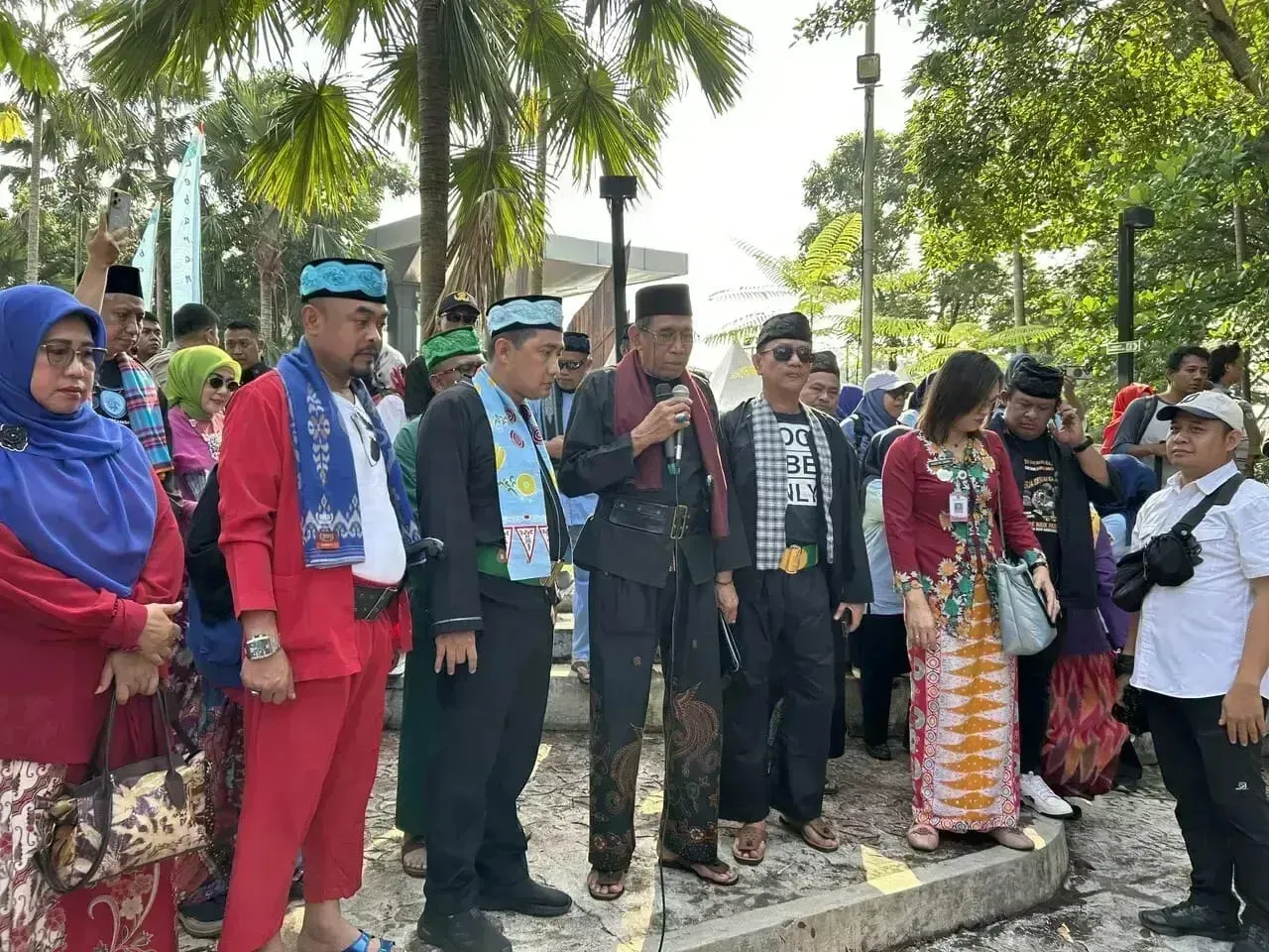 Tradisi Sambut Lebaran Tempo Dulu Wadon KOOD Nyuci Prabot