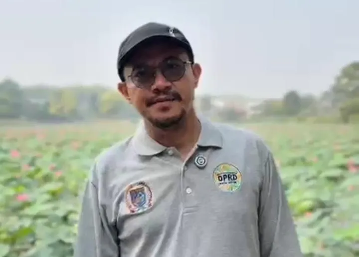 Anggota DPRD Kota Depok, H. Ade, Firmansyah Sampaikan Aspirasi Warga, Lengkapi Fasilitas UMKM Serta Tempat Bersantai