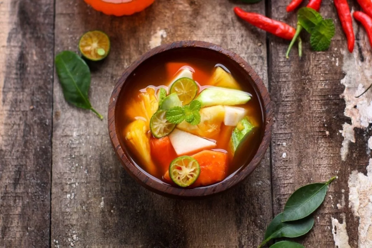 Resep Asinan Buah Betawi Segar Kuah Pas Asam Manis Pedas Otentik