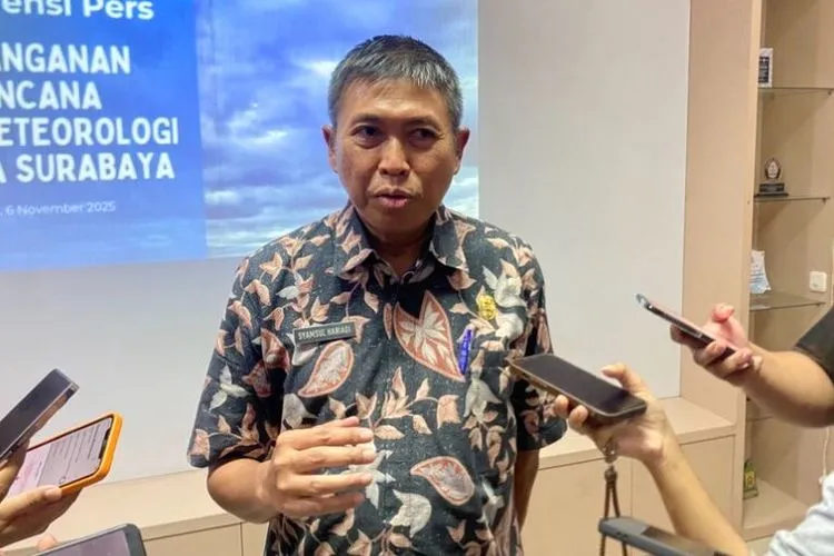 Pemkot Surabaya Komitmen Perbaiki Jalan Berlubang 1x24 Jam, Satgas Jalan Ditambah Dua Kali Lipat