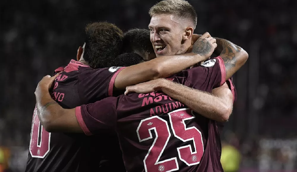 Flamengo vs Lanus 1-1 di Babak I, Blunder Kiper Tertutup Hadiah Penalti untuk Flamengo