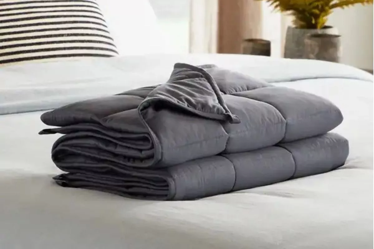 Manfaat Weighted Blanket untuk Mengatasi Kecemasan dan Insomnia