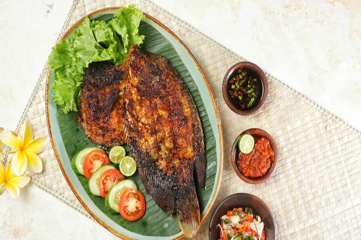 Rekomendasi Kuliner Tersembunyi di Uluwatu View Sunset Paling Indah