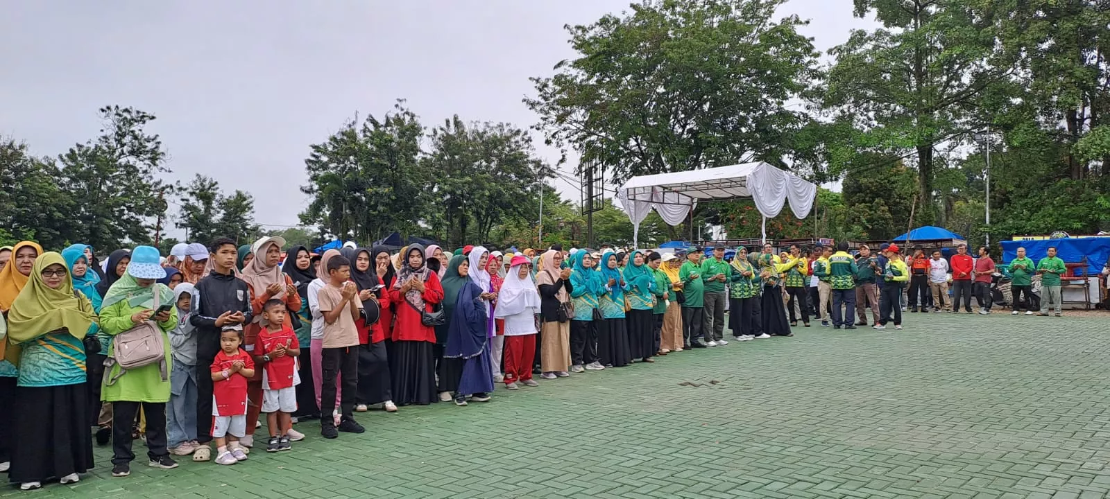 Jaga Kerukunan dan Toleransi, Kemenag Riau Doa Bersama Lintas Agama di Taluk Kuantan
