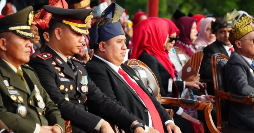 Hadiri Penurunan Bendera, Anggota DPRD Bengkalis Ajak Masyarakat Rawat Kerukunan