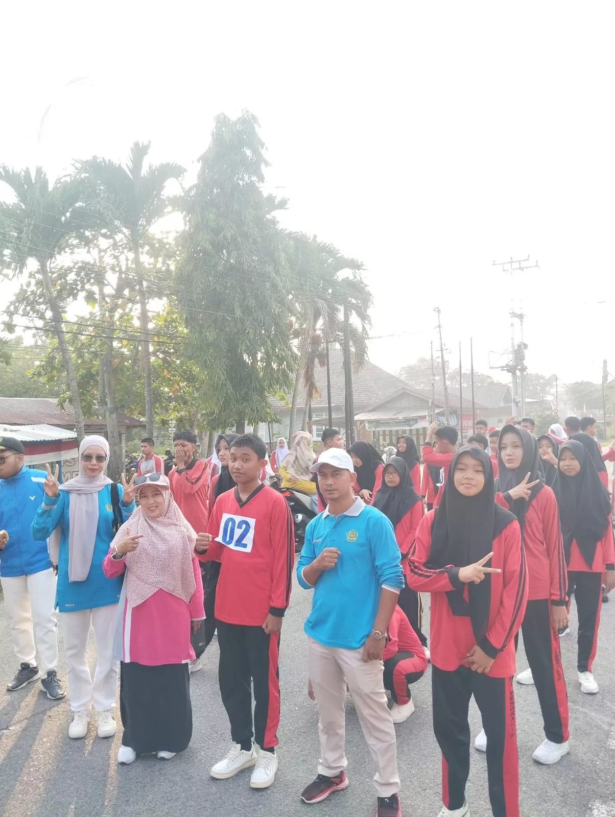 MTs YPPI Bengkalis Kirim 2 Regu PBB, Tampil Kompak di Lomba Gerak Jalan Kelurahan Kota Bengkalis