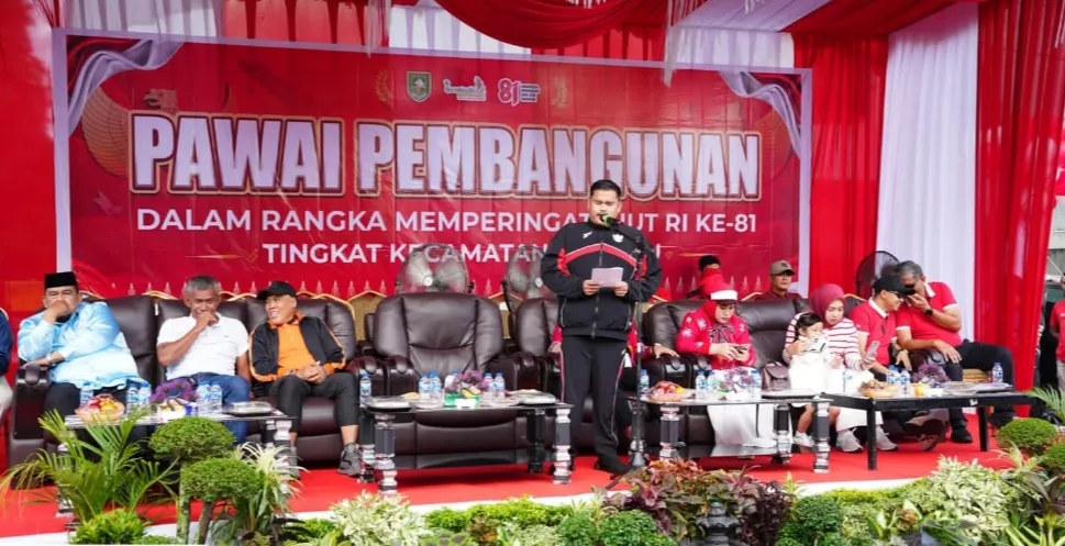 Ketua DPRD Bengkalis Lepas Pawai Kemerdekaan RI Ke-81 di Mandau