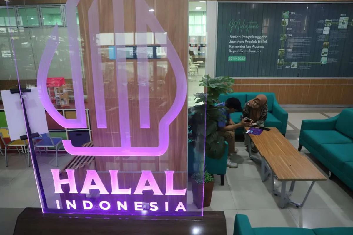 Jatim Jadi Simpul Strategis Ekonomi Syariah Global