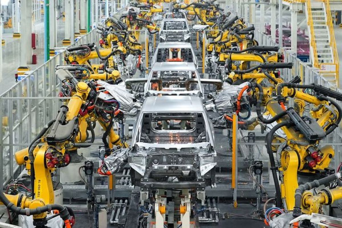 Biaya Produksi Melonjak, Harga Mobil Listrik China Mulai Naik