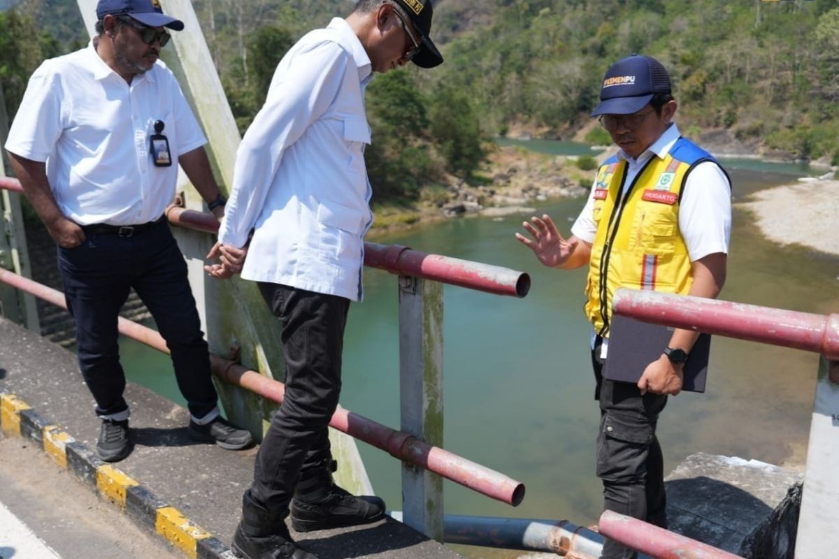 Jembatan Wae Pesi Rusak Parah, Rehabilitasi Dimulai September