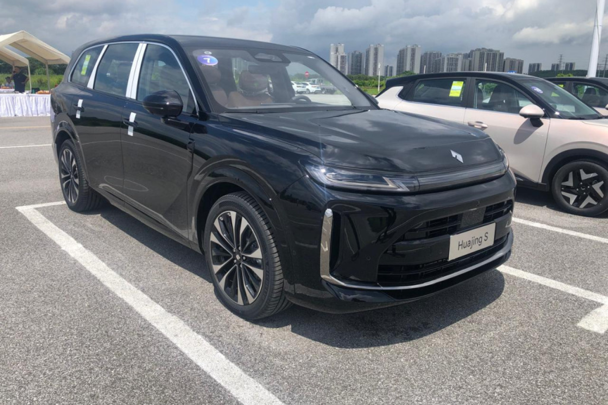 Wuling Siapkan Strategi Baru Perkuat Posisi di Segmen Mobil Premium Indonesia