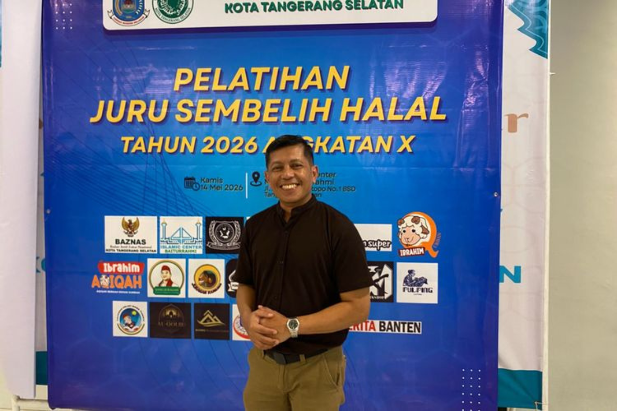 Mengenal Adus Salam, Ahli Sembelih Halal asal Lenteng Agung
