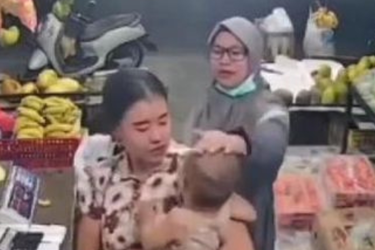 Terungkap Motif Emak-emak di Sidoarjo Cubit Anak Penjual Buah