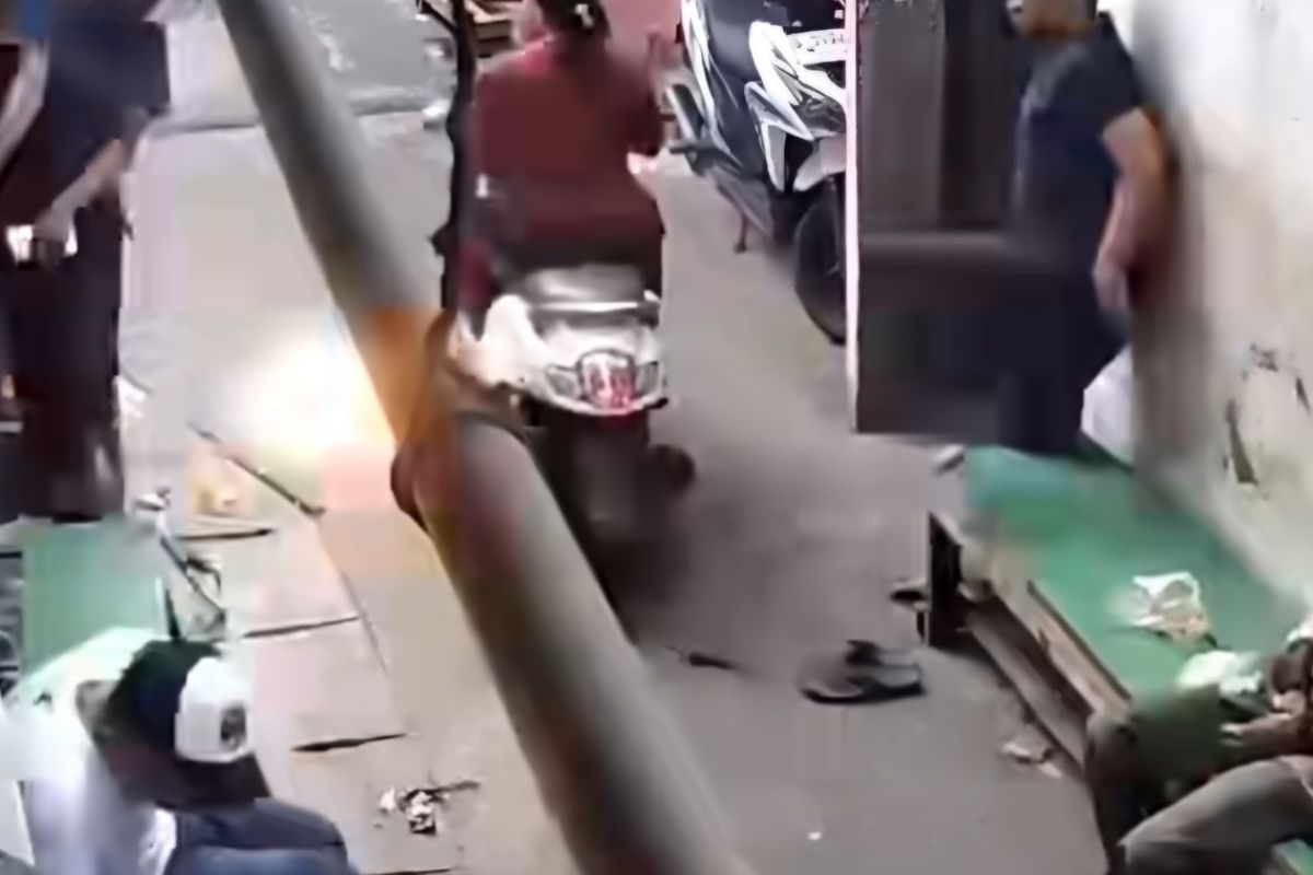 Viral Pengendara Wanita di Jakut Dilempar Molotov, Polisi Selidiki