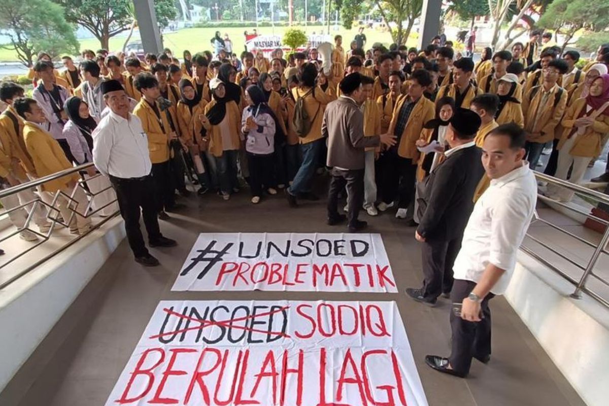 Rektor Unsoed Buka Suara soal Mahasiswa Dampingi Wapres Gibran