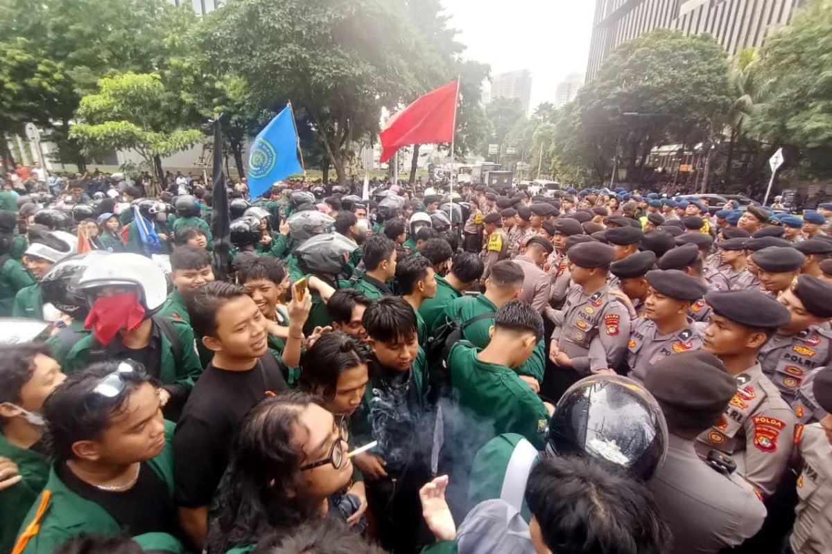 4.576 Personel Gabungan Amankan Aksi Unjuk Rasa di Jakarta