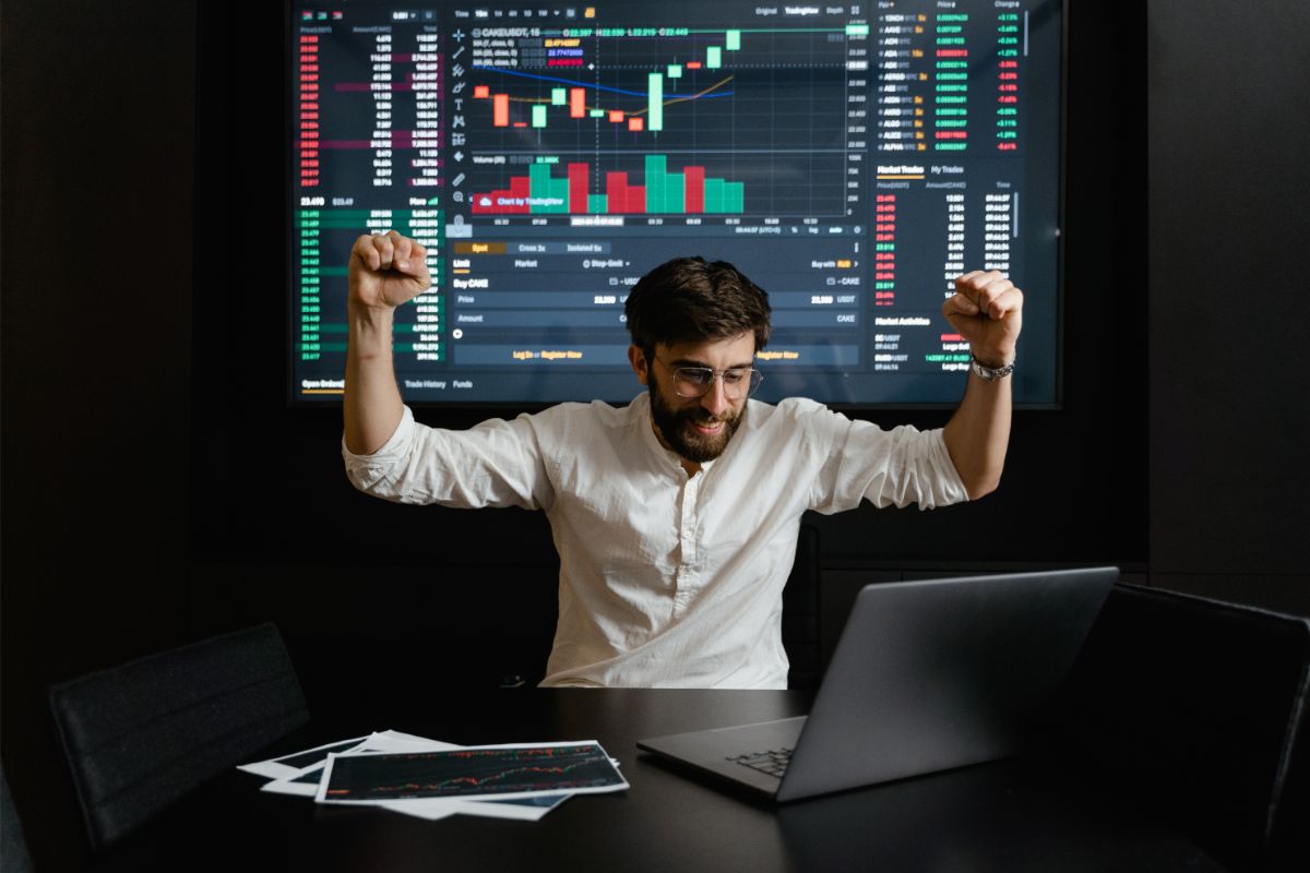 Daftar Saham Blue Chip Terbaik: Ciri, Untung, & Panduan Pemula