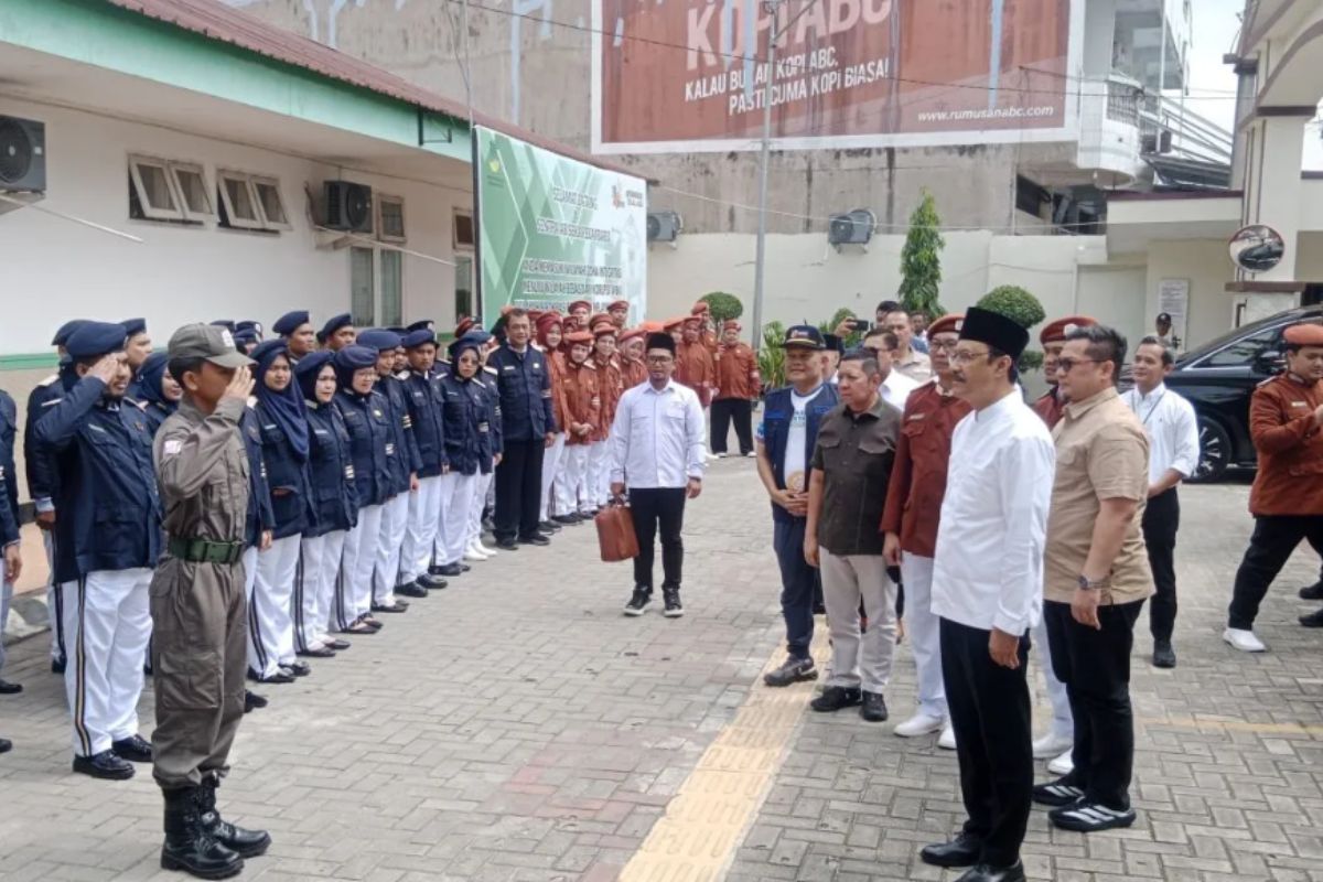 Tampung Puluhan Ribu Siswa, Mensos Cek Sekolah Rakyat Riau