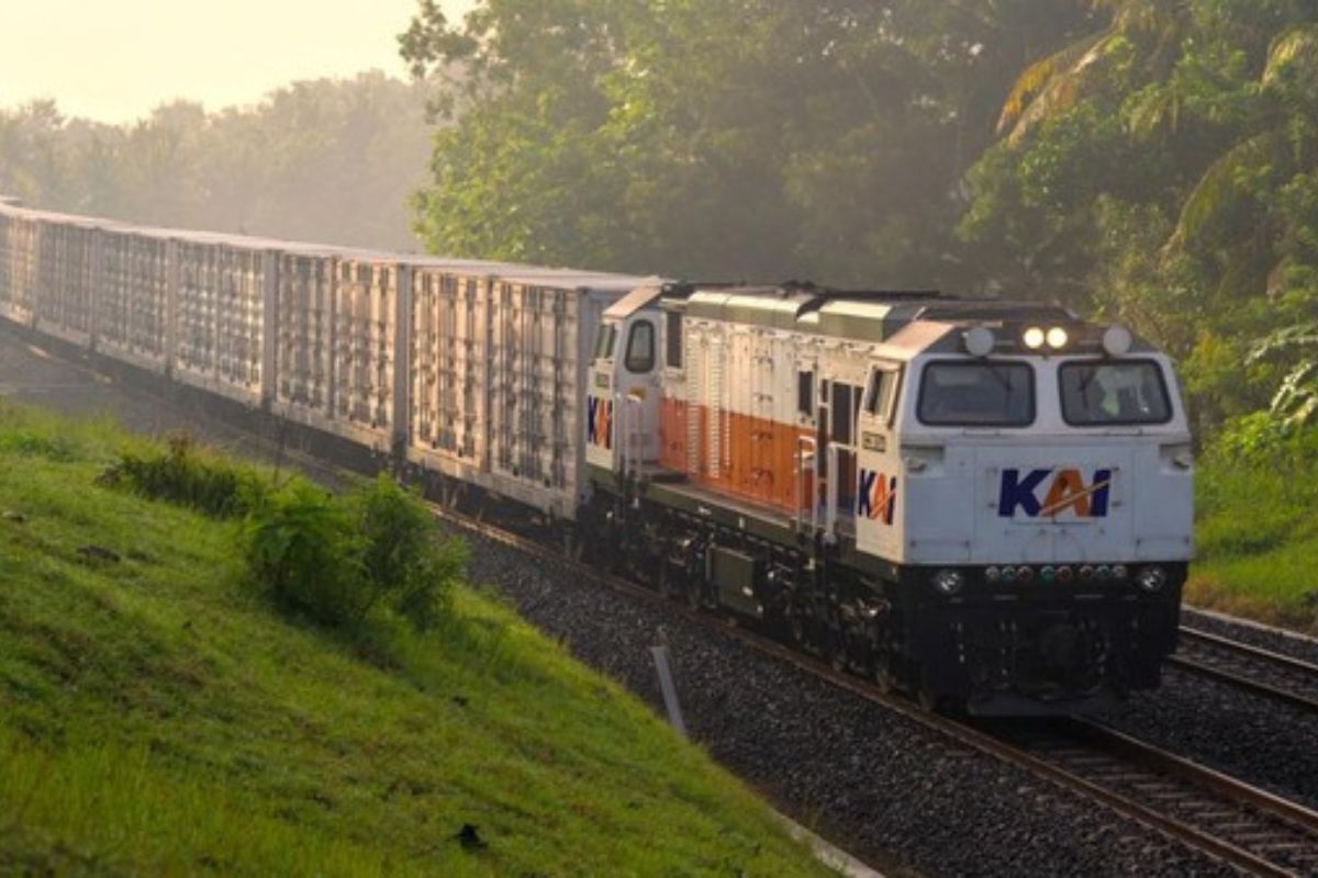 Naik 5,4 Persen, Penumpang Kereta Api Daop 7 Madiun Meningkat