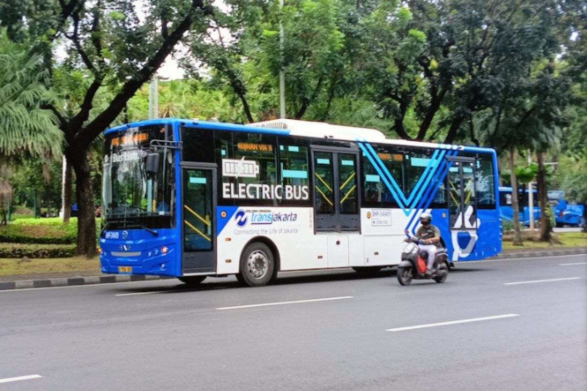 DPRD DKI Dukung Rencana Kenaikan Tarif TransJakarta Rp 5.000