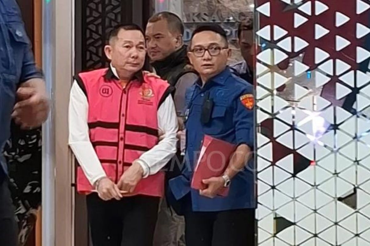 Kilas Hukum: Kasus Korupsi IUP Kalbar dan Pemeriksaan Budi Karya