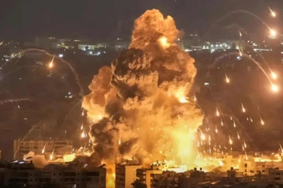 Ketegangan Meningkat, Iran Siap Balas Gempuran Israel