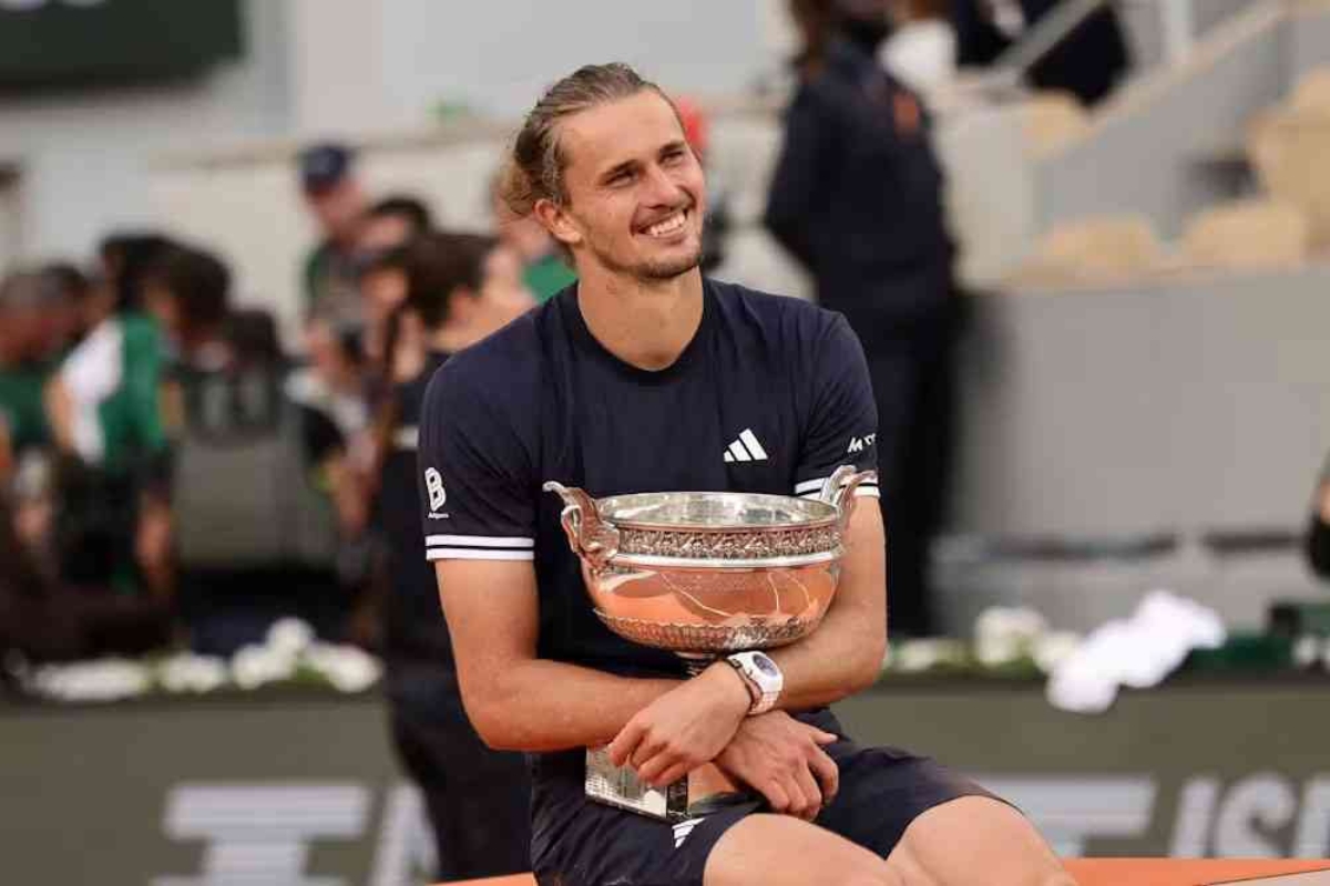 Menang di Babak Pertama Halle, Zverev Sejajarkan Catatan dengan Nadal