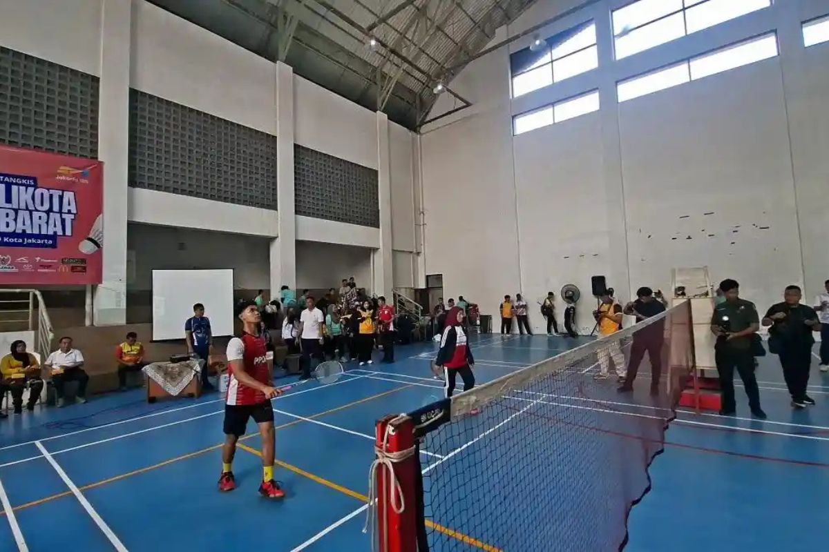 Sambut HUT Jakarta ke-499, ASN Jaktim Gelar Bulu Tangkis