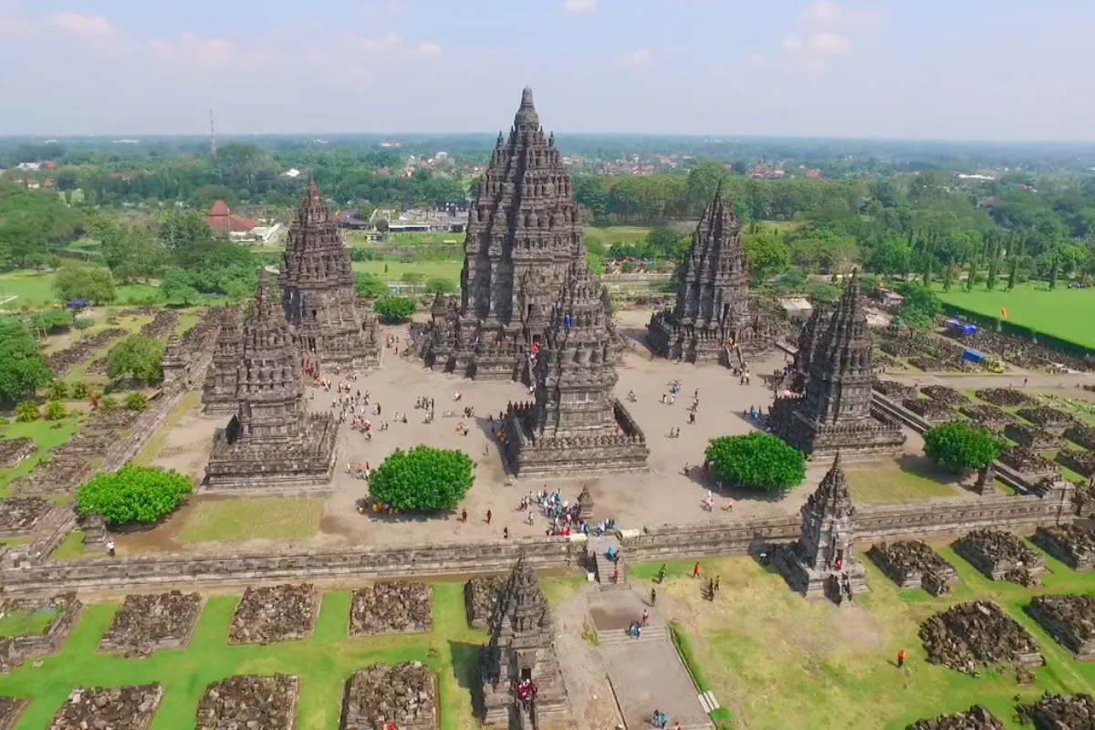 India Bantu Revitalisasi Candi Prambanan, Indonesia Sambut Baik