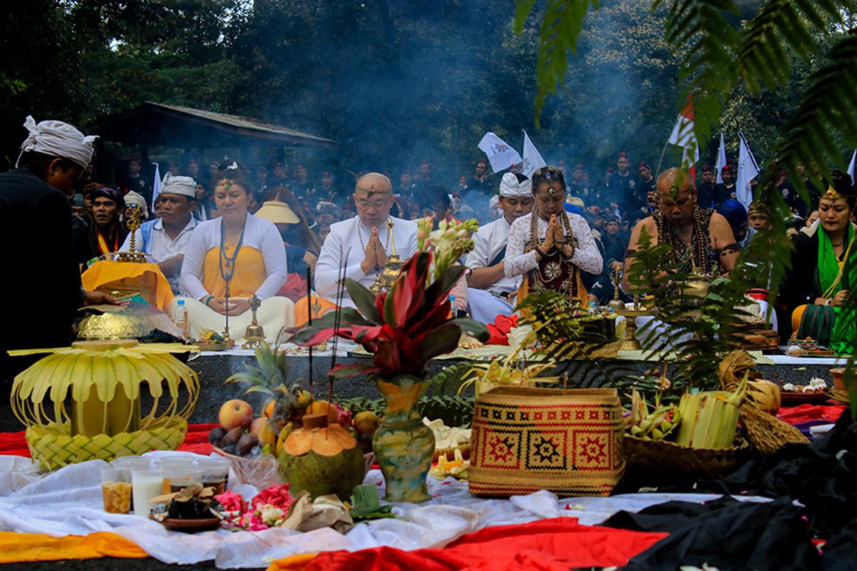 Ritual Ngertakeun Bumi Lamba Ke-18 Digelar di Subang