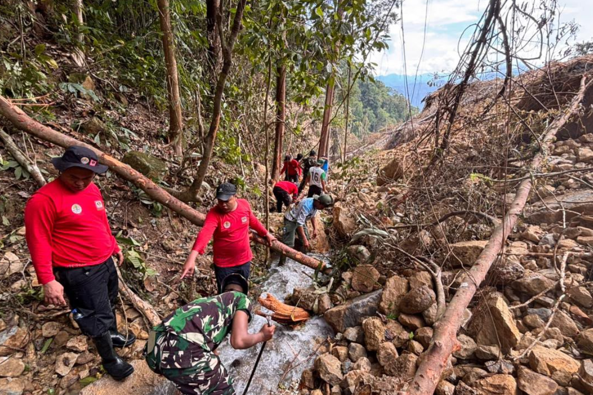 BNPB Perbaiki Infrastruktur Darurat Dampak Gempa Sigi