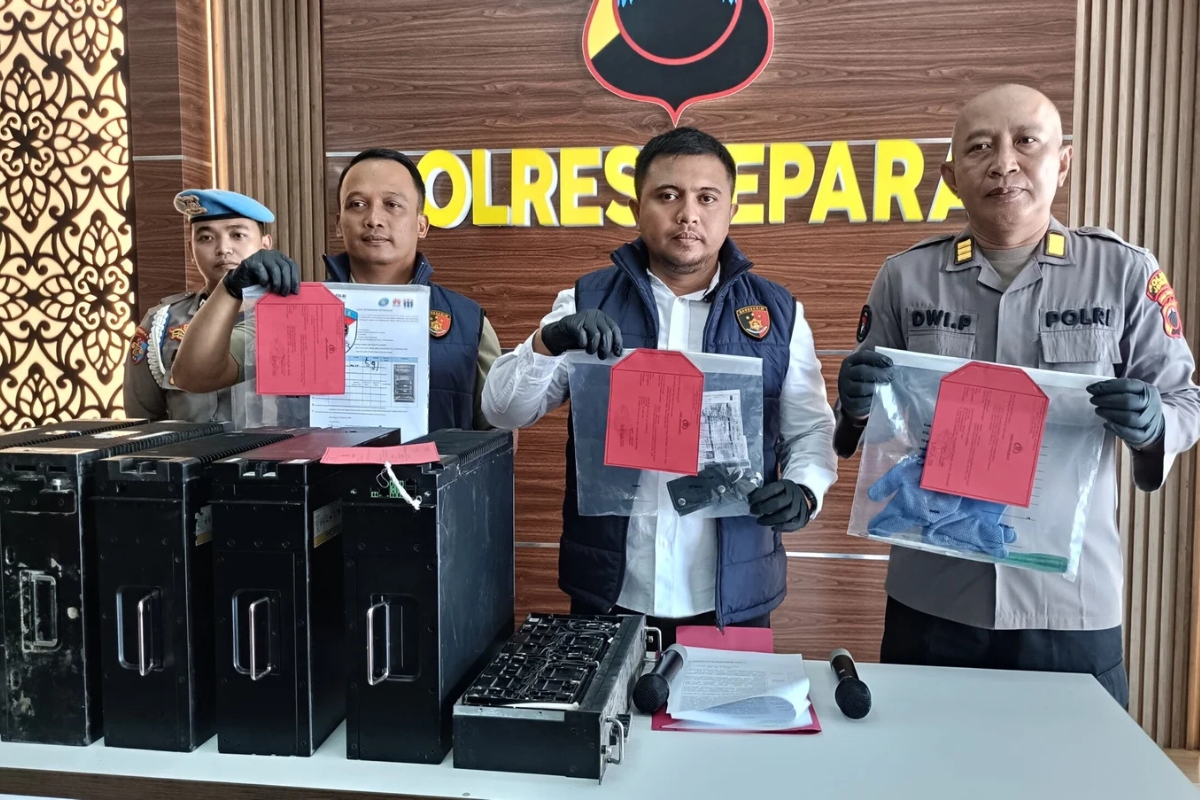 Polisi Bekuk Komplotan Spesialis Maling Baterai Litium Tower di Jepara