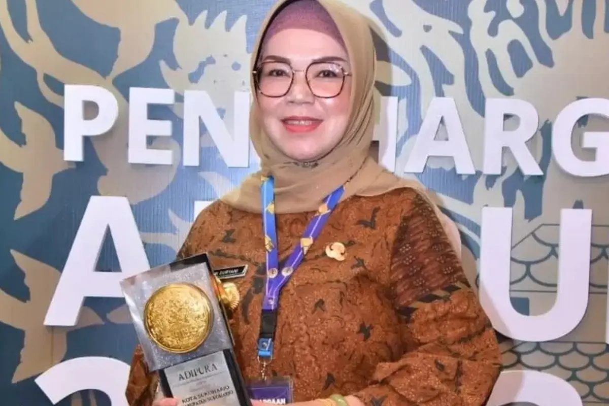 Profil dan Harta Etik Suryani, Bupati Sukoharjo yang Kena OTT