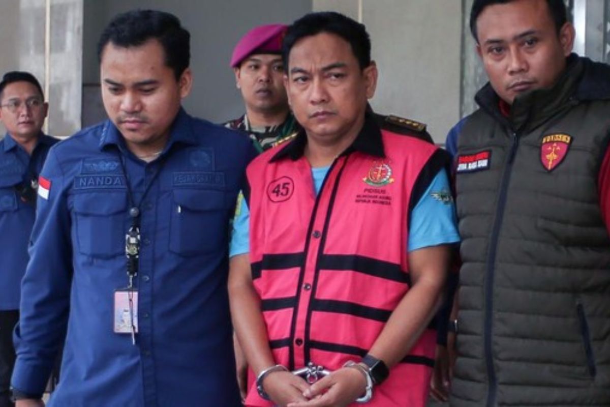 Ketua Ombudsman Hery Susanto Dipecat Usai Jadi Tersangka Suap