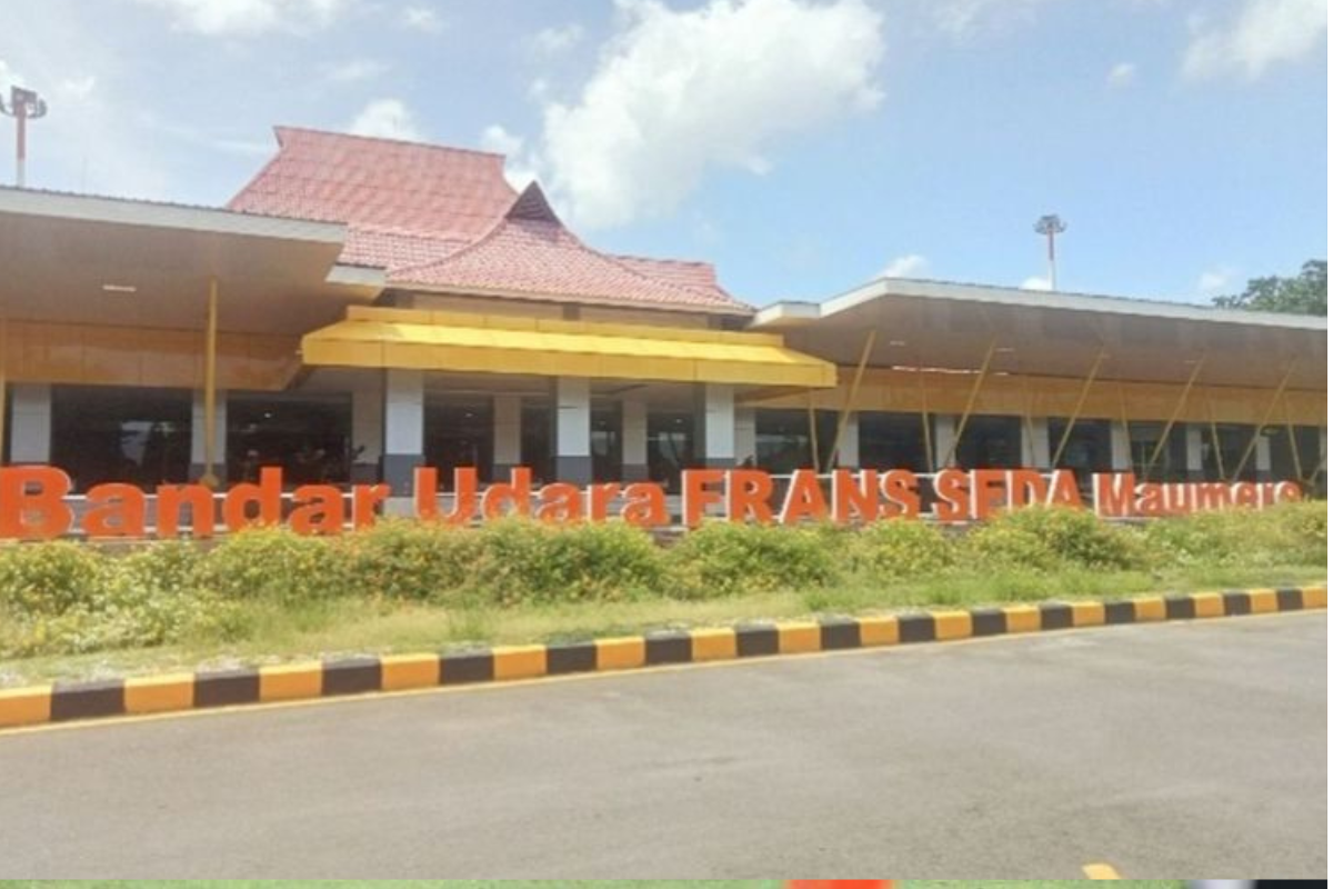 Imbas Erupsi Gunung Lewotobi, Bandara Frans Seda Maumere Ditutup