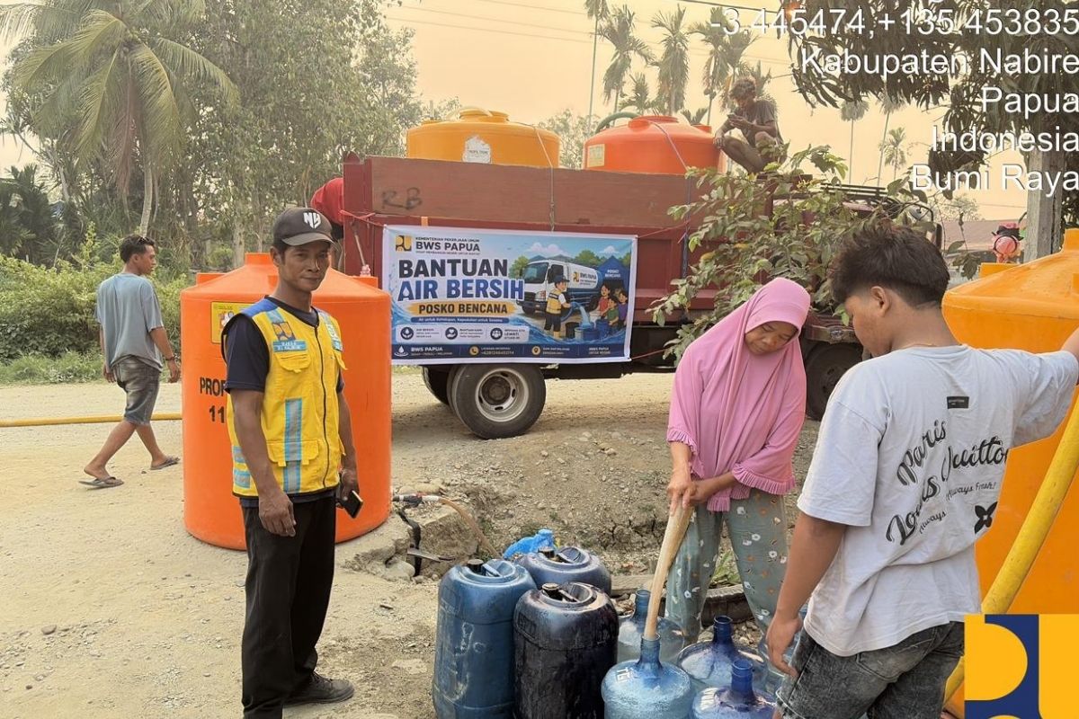 Kementerian PU Bantu Warga Tiga Permukiman yang Kekeringan