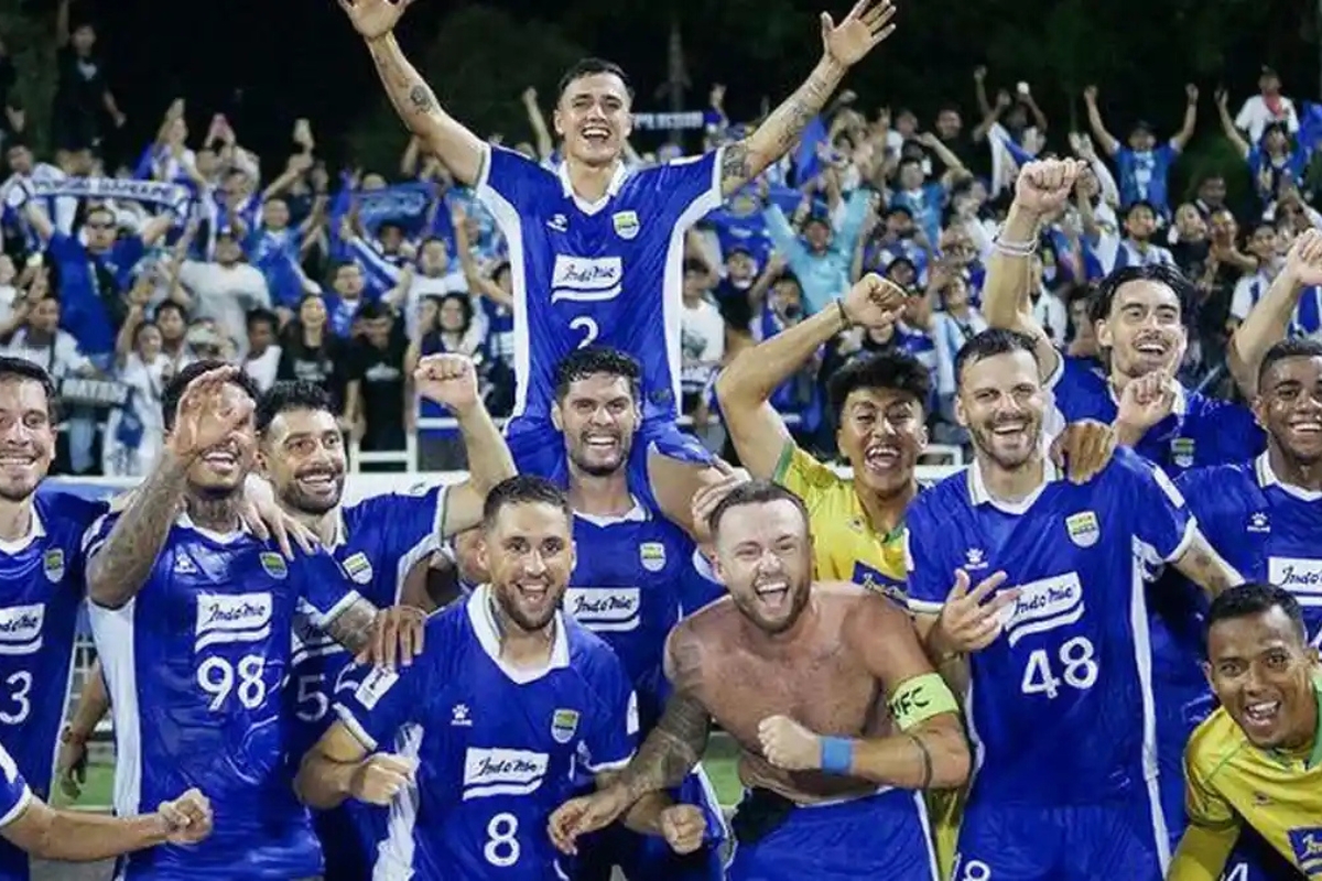 Persib Tak Mau Pikirkan Selebrasi Juara Sebelum Tugas Usai