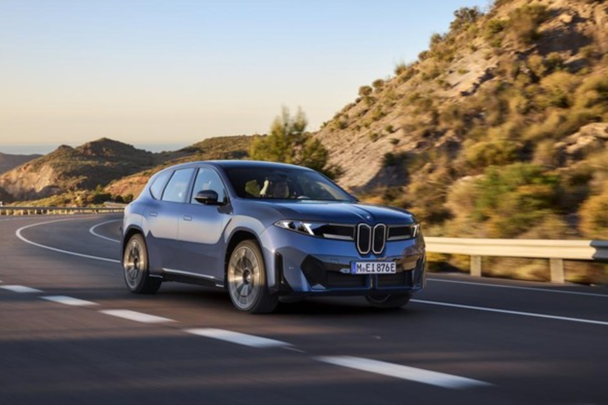 Siap Mengaspal di Indonesia, Ini Bocoran Spesifikasi BMW iX3 Terbaru