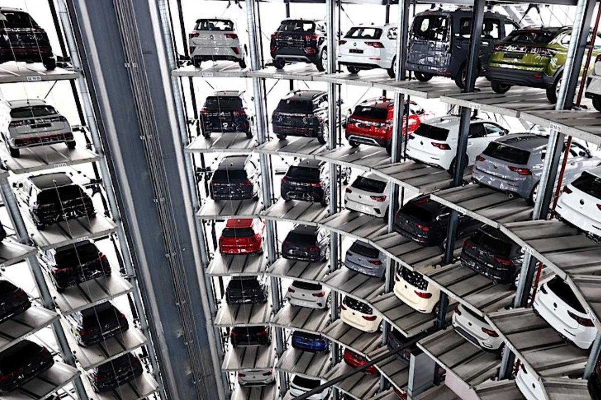 Harga Mobil Listrik di China Merangkak Naik akibat Beban Produksi