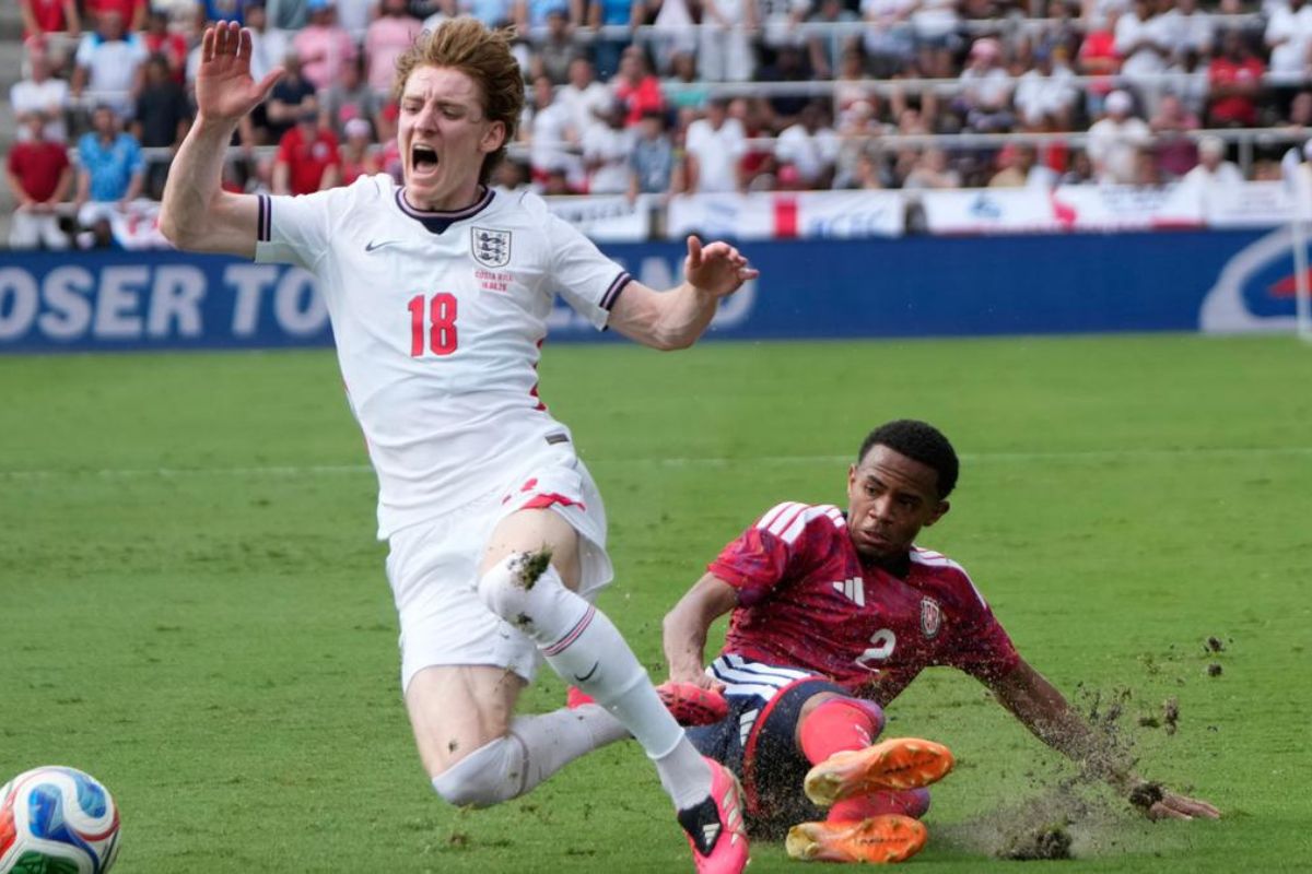 Rooney Puji Madueke dan Bellingham Usai Inggris Tekuk Kroasia 4-2