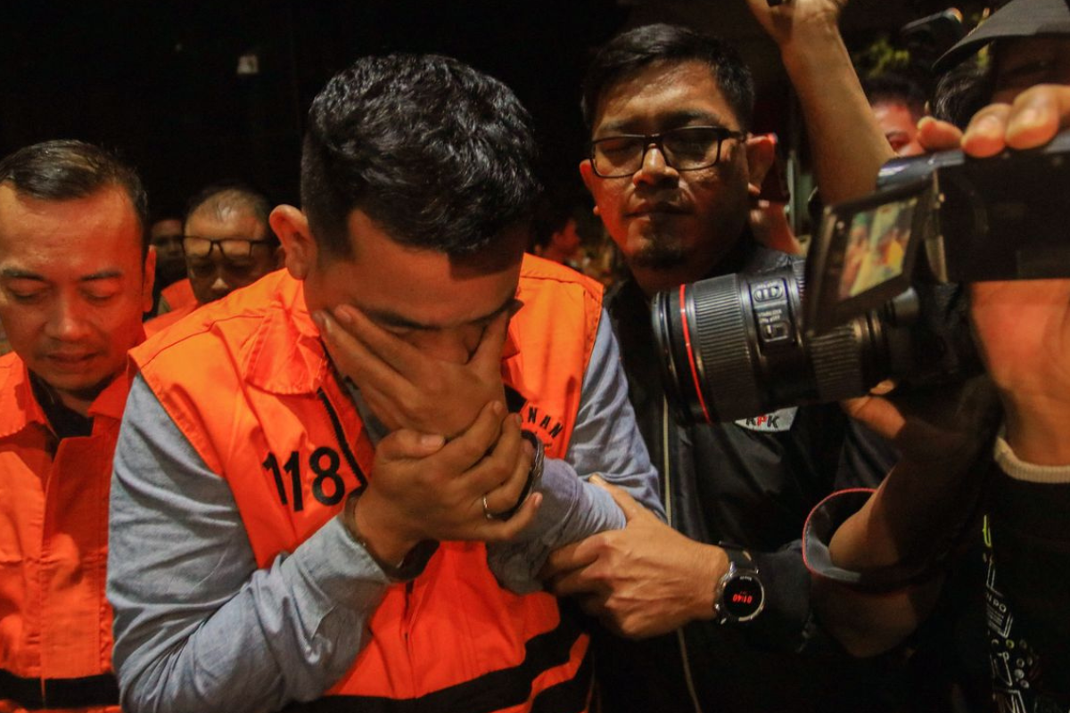 Pejabat Bea Cukai Akui Pakai Duit Suap dan Takut Terjaring OTT